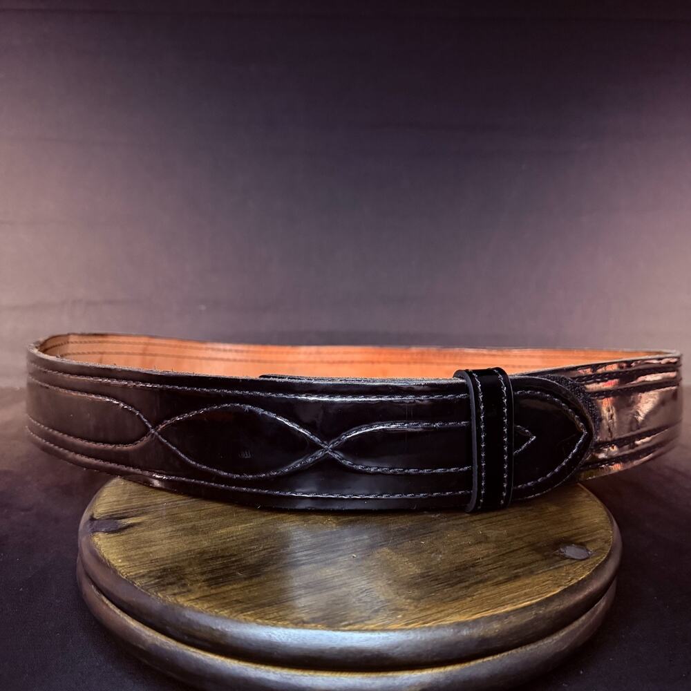 Safariland 94 Duty Belt 44" Black Hi-Gloss Leather Buckleless 2.25" Wide